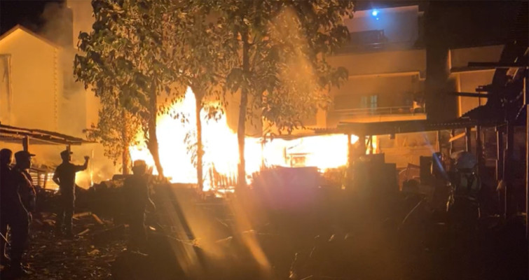 काठमाडौं सानोभर्‍याङमा आगलागी, यस्तो छ अवस्था